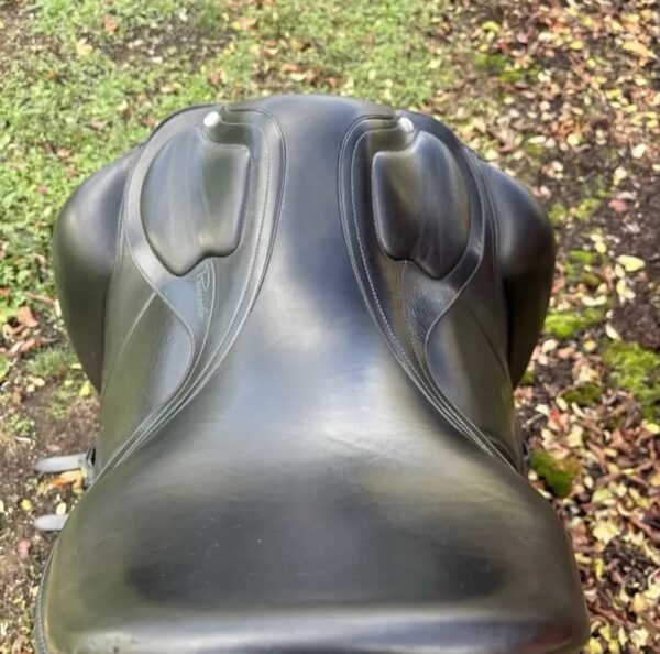 SnapInsta.to_656025663_17982733169993349_2472141915858633606_n Amerigo Classic dressage saddle