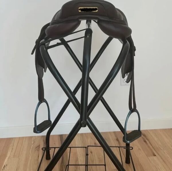 SnapInsta.to_656236846_17982732746993349_1191736449540651119_n 2019 CWD saddle for sale