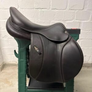 Selleria Equipe EK Evo Grip 17.5-inch Jumping Saddle