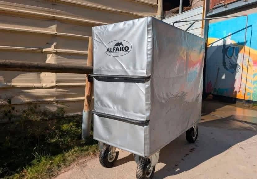 Alfako Maxi Comfort Show Trunk or sale