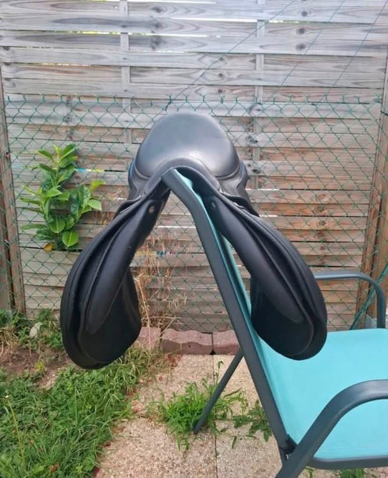 Antares Connection Saddle – Black Leather | €800