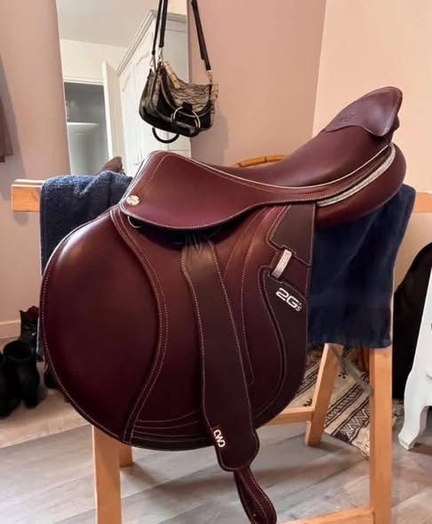 buy CWD Mademoiselle 2GS Saddle for sale online