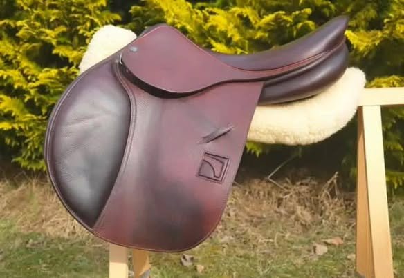 Childeric FE Jumping Saddle