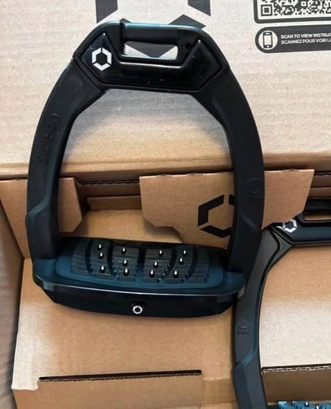Flex On Safe On Safety Stirrups – Adult Black