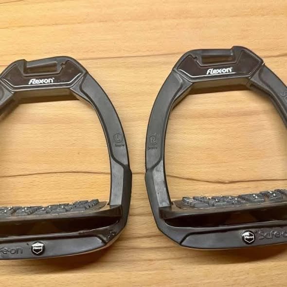 Flex-On Safe One Stirrups