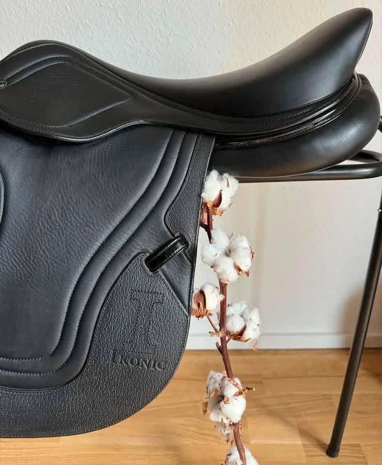 Ikonic Evolution Competition Saddle