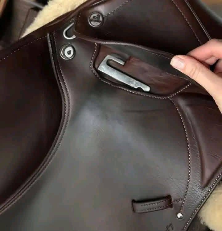 Prestige Meredith Lux Jumping Saddle For Sale Online