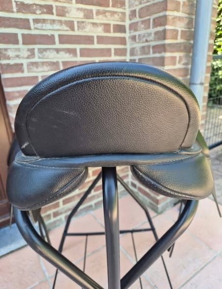saddles for sale online